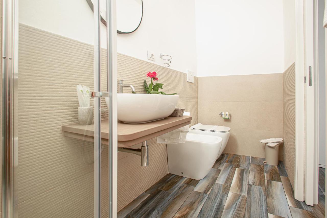 B&B La Torre Elite Санта-Тереза-Галлура Екстер'єр фото