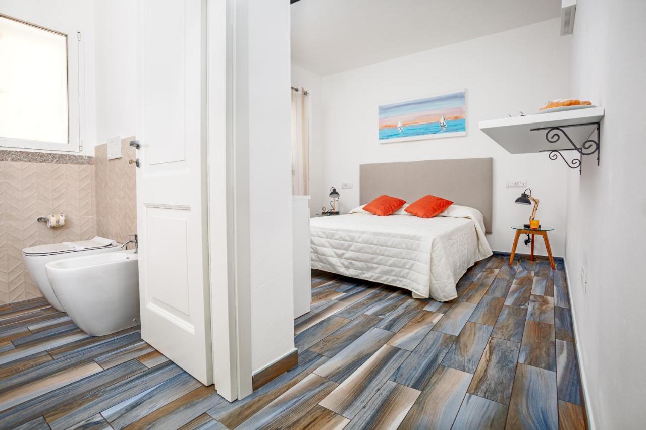 B&B La Torre Elite Санта-Тереза-Галлура Екстер'єр фото