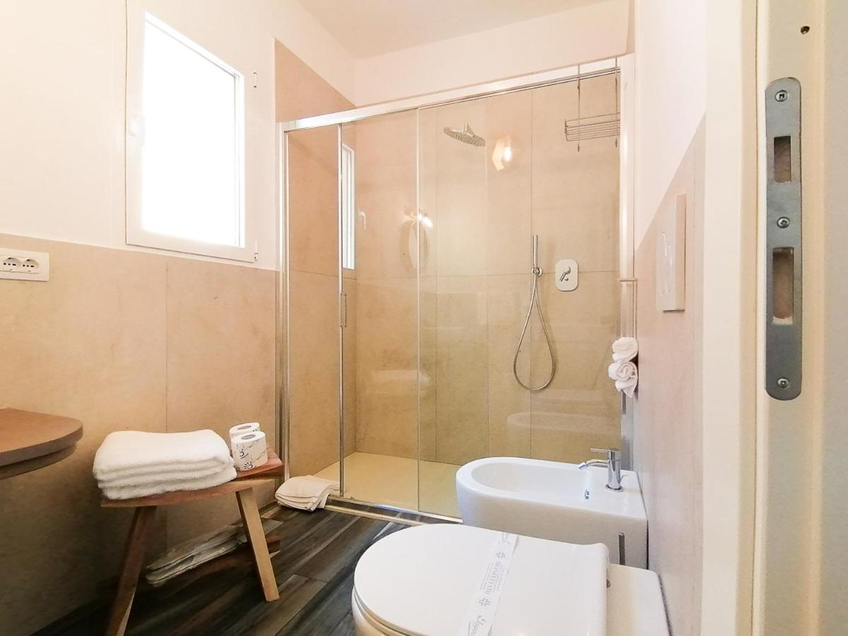 B&B La Torre Elite Санта-Тереза-Галлура Екстер'єр фото