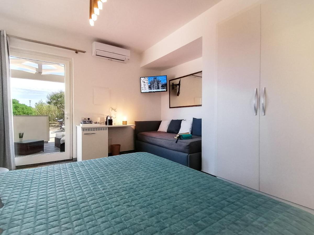 B&B La Torre Elite Санта-Тереза-Галлура Екстер'єр фото
