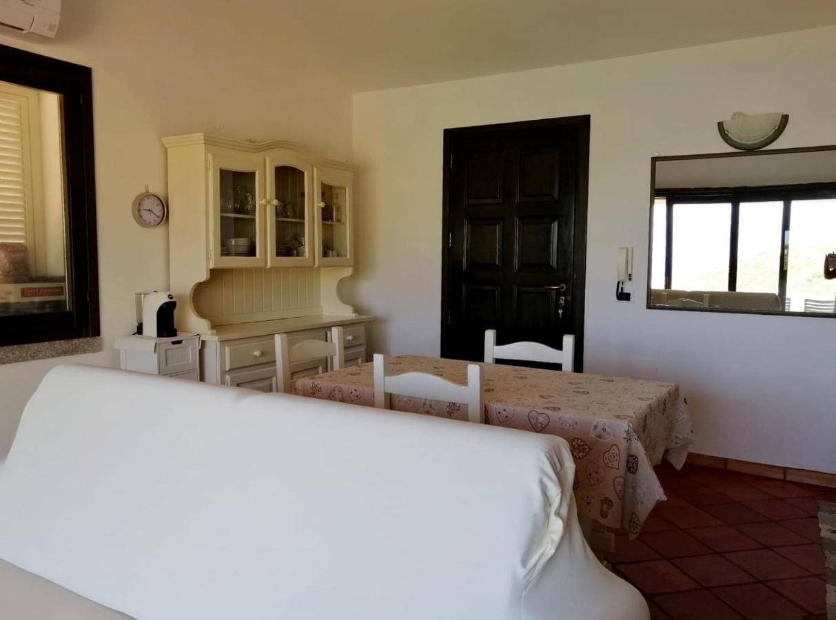 B&B La Torre Elite Санта-Тереза-Галлура Екстер'єр фото