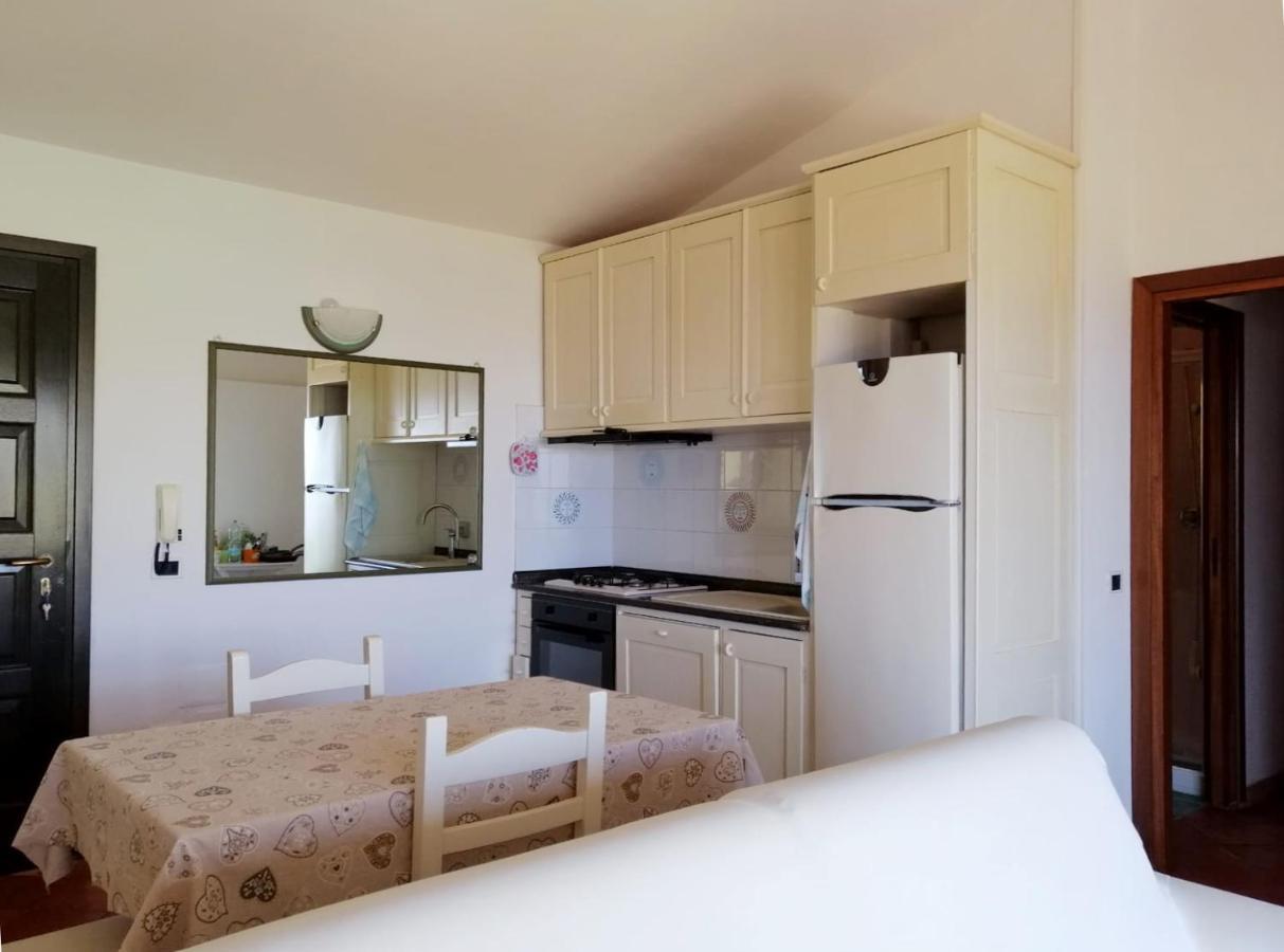 B&B La Torre Elite Санта-Тереза-Галлура Екстер'єр фото
